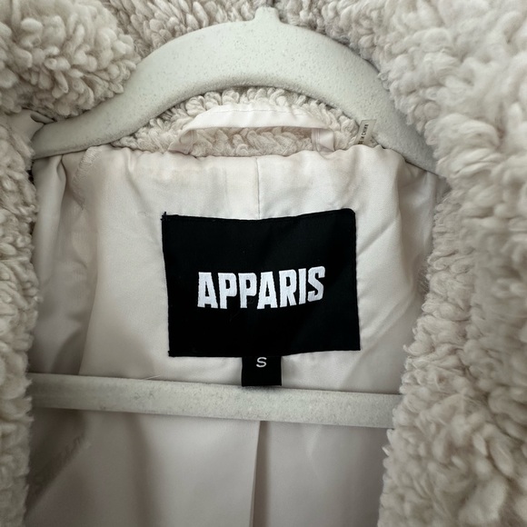 DARYNA COAT Vegan shearling coat. - Picture 2 of 4